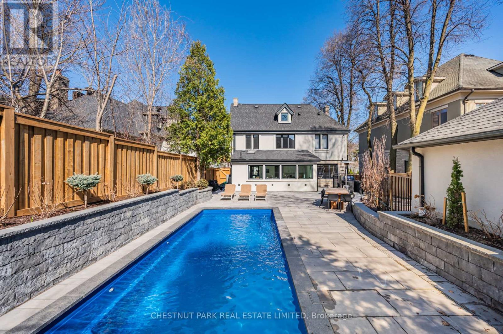508 Vesta Drive, Toronto, Ontario  M5P 3A8 - Photo 38 - C12162918