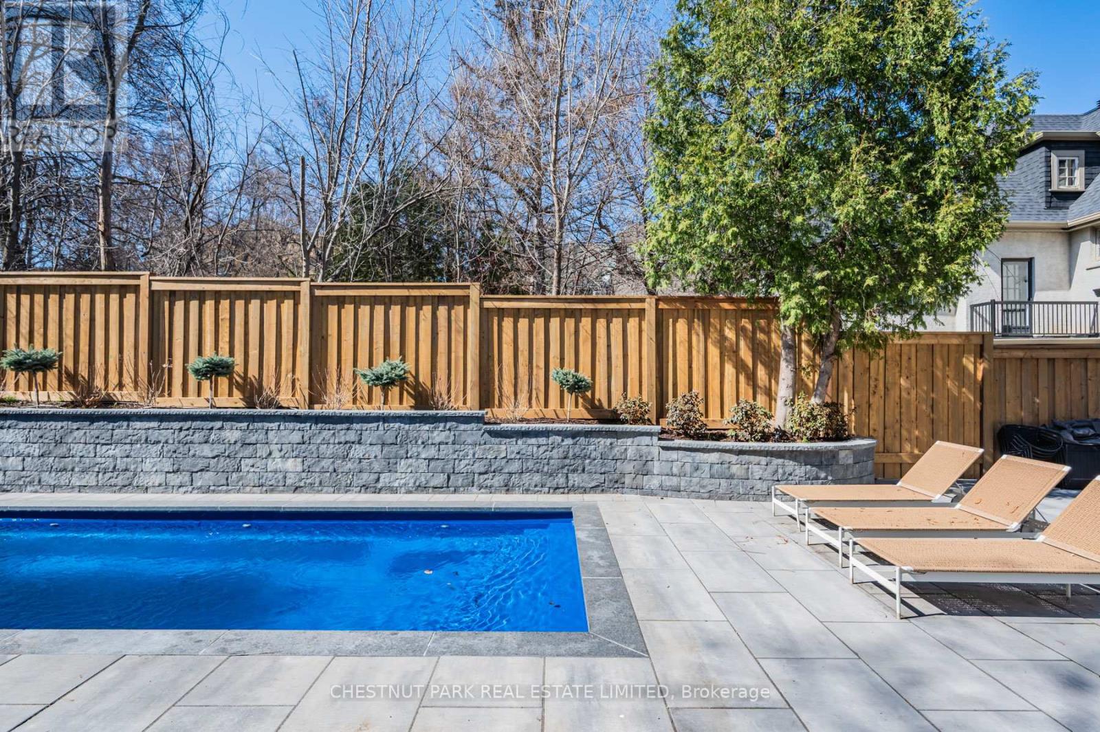 508 Vesta Drive, Toronto, Ontario  M5P 3A8 - Photo 42 - C12162918