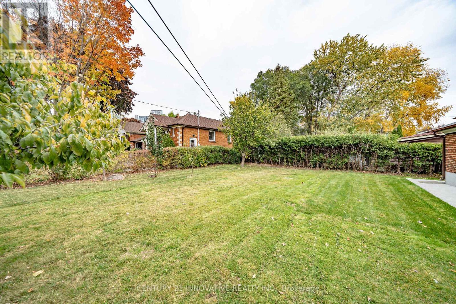 Main - 22 Carysfort Road, Toronto, Ontario  M8Z 4X2 - Photo 43 - W12162683