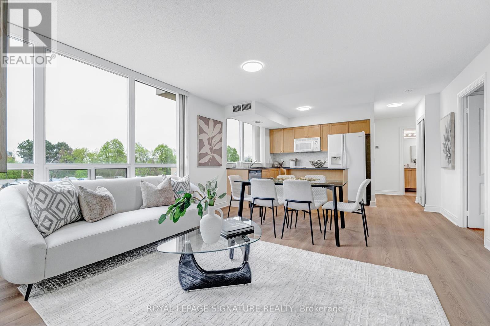 308 - 1103 Leslie Street, Toronto, Ontario  M3C 4G8 - Photo 2 - C12162952