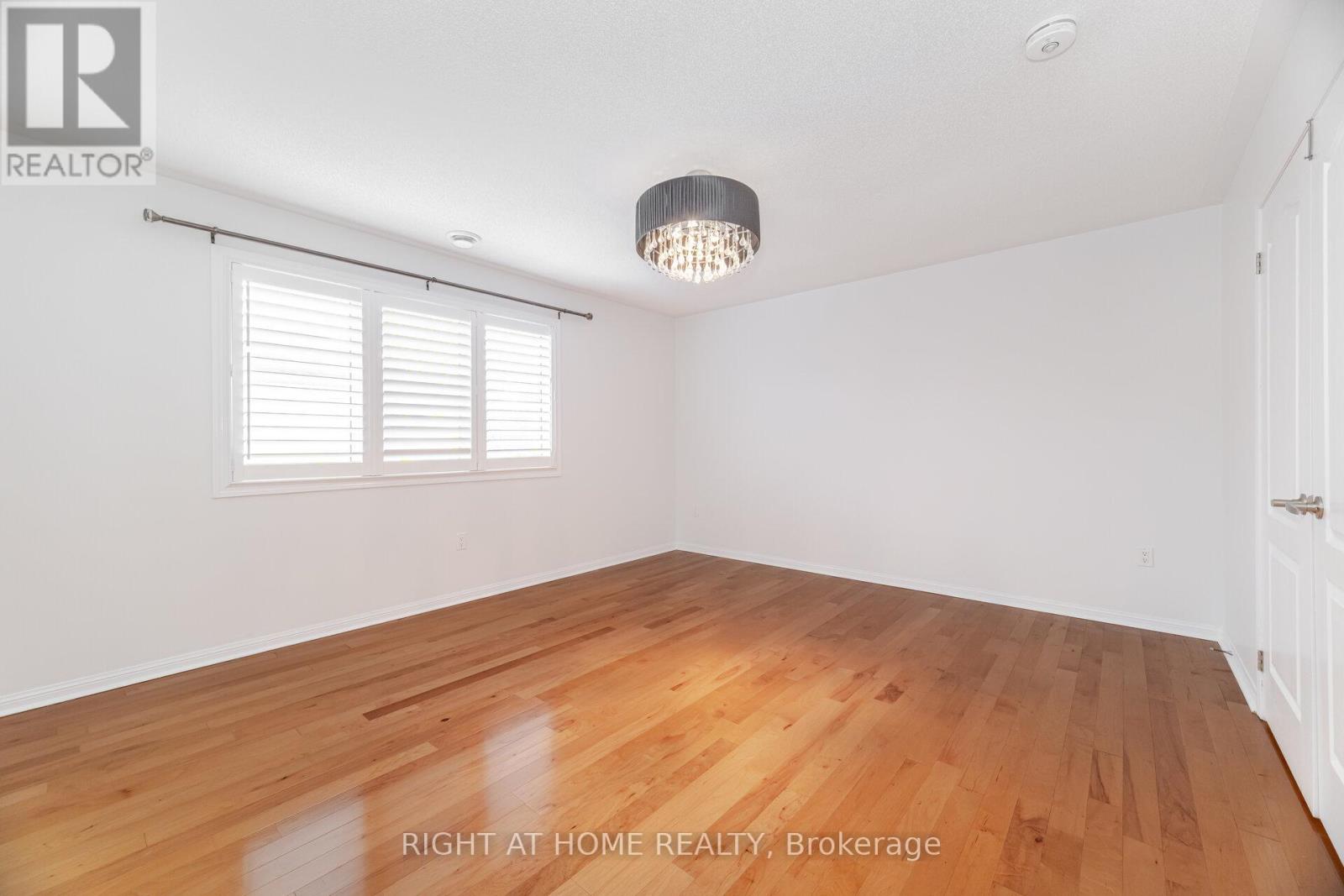 820 Rayner Court, Milton, Ontario  L9T 0N8 - Photo 16 - W12162685