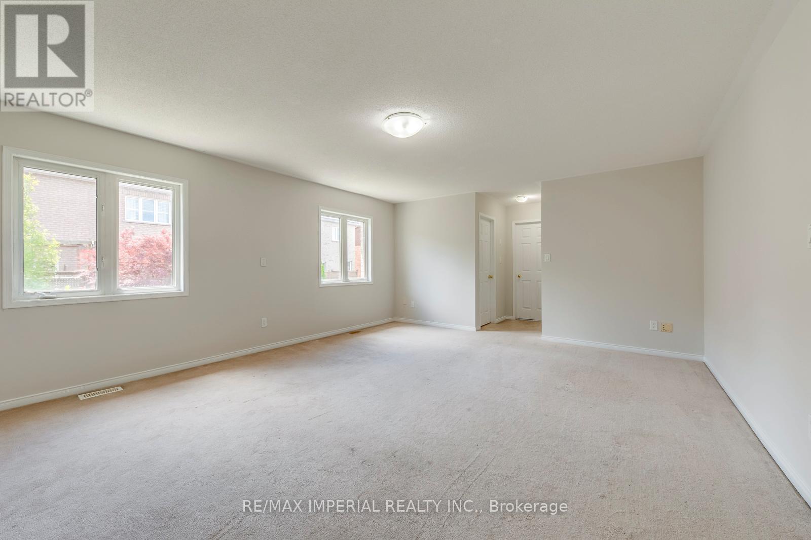 4916 Huron Heights Drive, Mississauga, Ontario  L4Z 4H8 - Photo 20 - W12162701
