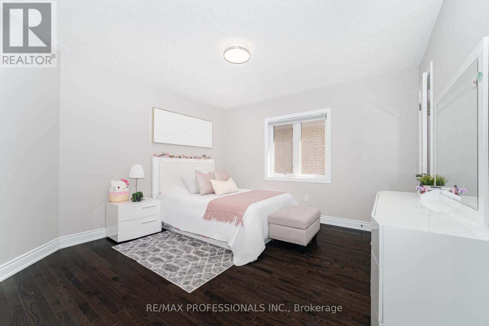 35 Lampman Crescent, Brampton, Ontario  L6X 3A3 - Photo 34 - W12162712