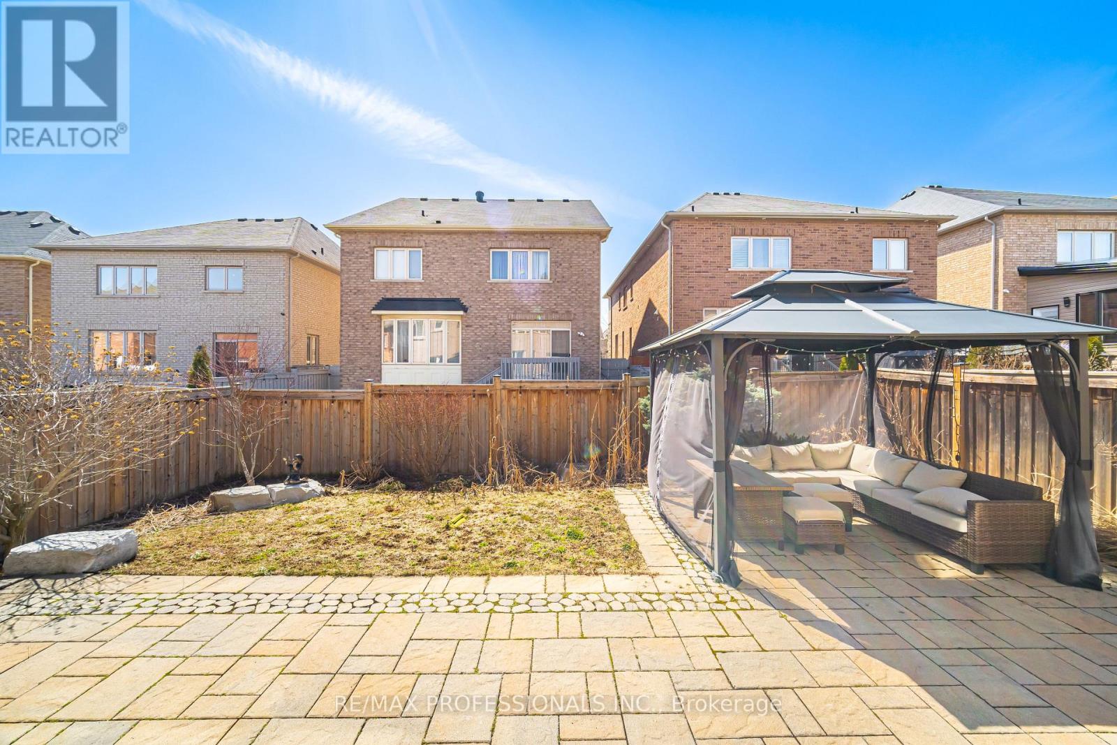 35 Lampman Crescent, Brampton, Ontario  L6X 3A3 - Photo 39 - W12162712