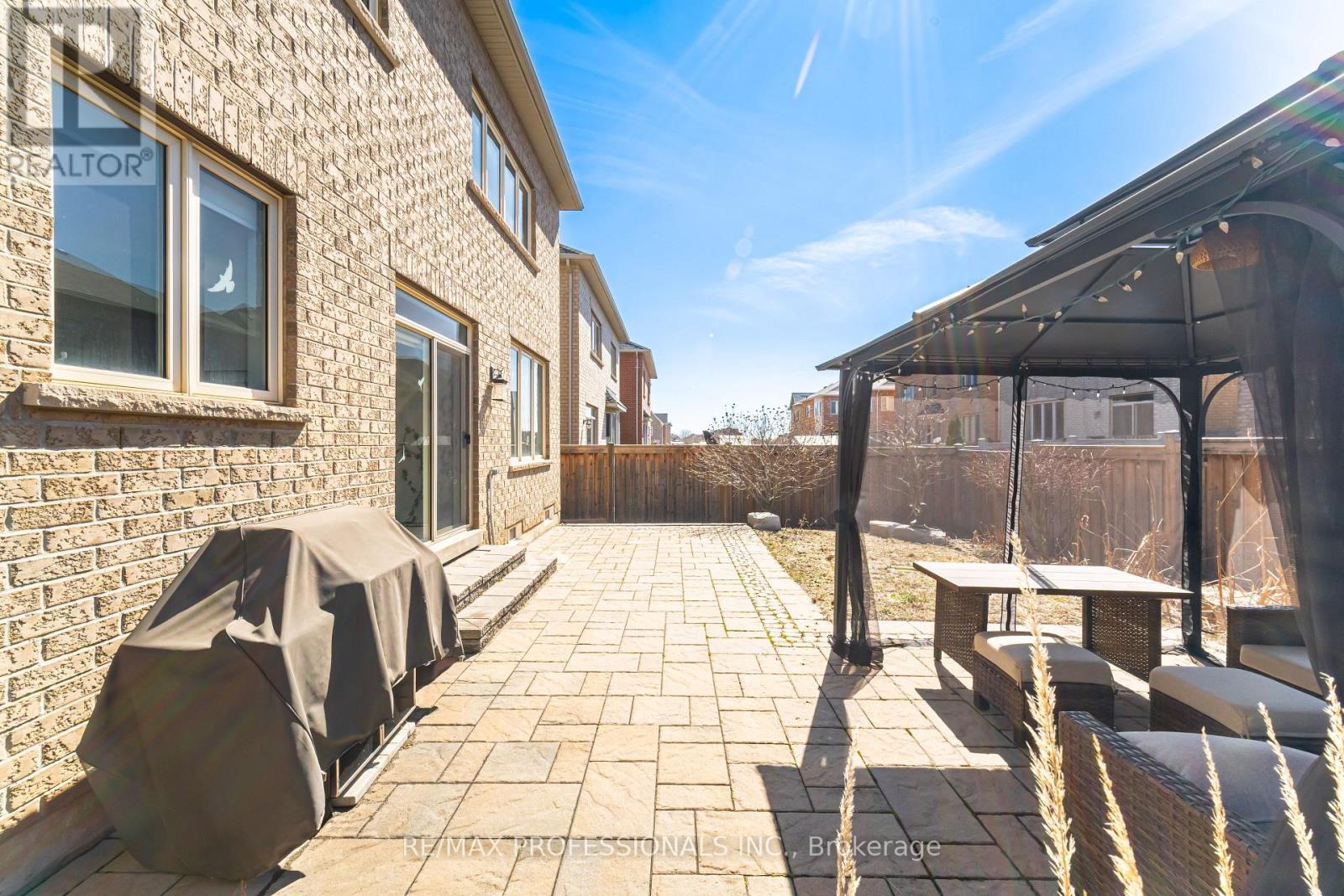 35 Lampman Crescent, Brampton, Ontario  L6X 3A3 - Photo 40 - W12162712