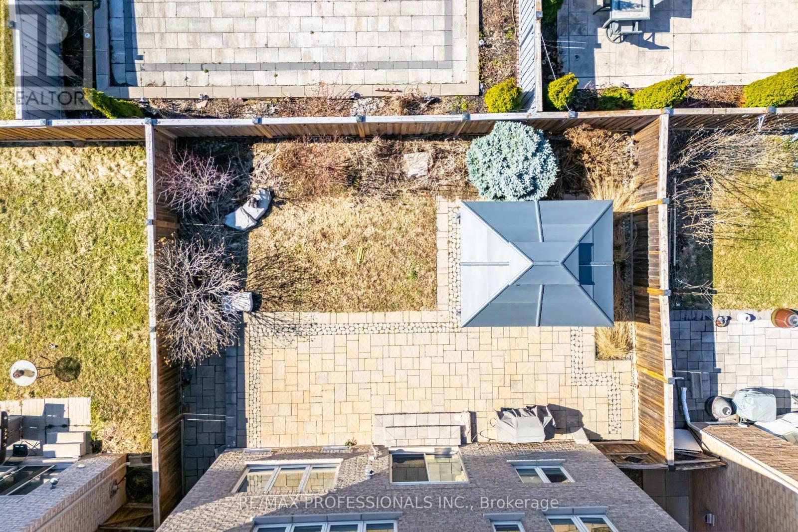 35 Lampman Crescent, Brampton, Ontario  L6X 3A3 - Photo 44 - W12162712