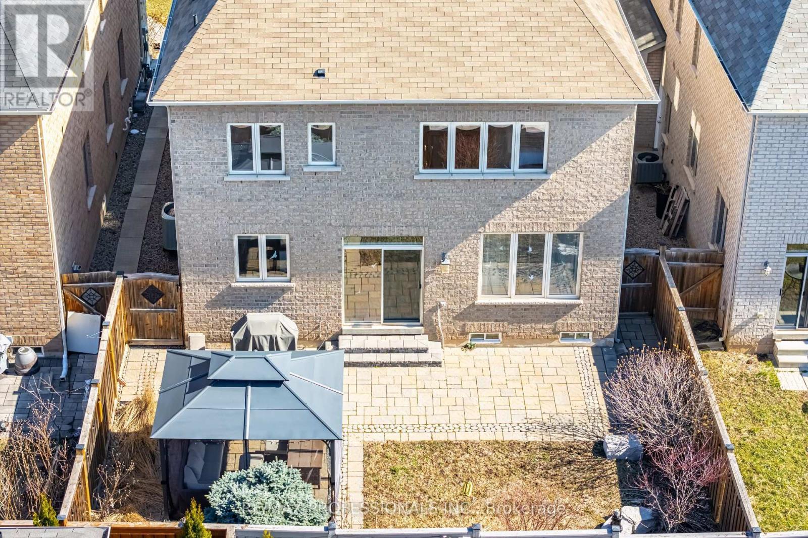 35 Lampman Crescent, Brampton, Ontario  L6X 3A3 - Photo 45 - W12162712