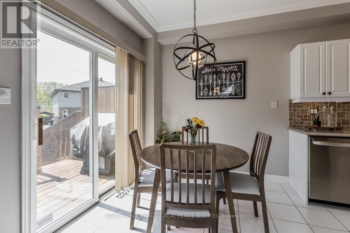 5334 Dryden Avenue, Burlington, Ontario  L7L 6Y7 - Photo 11 - W12162760