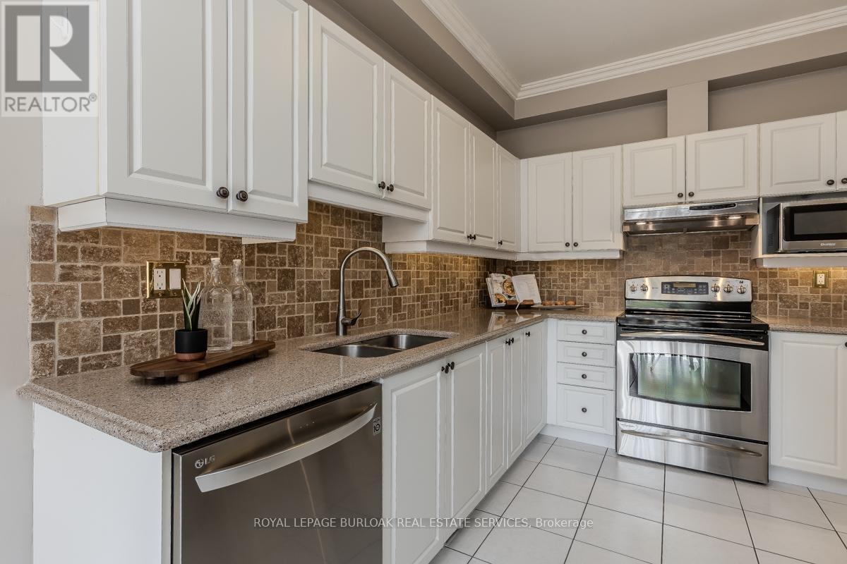 5334 Dryden Avenue, Burlington, Ontario  L7L 6Y7 - Photo 16 - W12162760