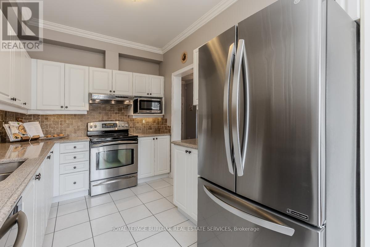 5334 Dryden Avenue, Burlington, Ontario  L7L 6Y7 - Photo 17 - W12162760