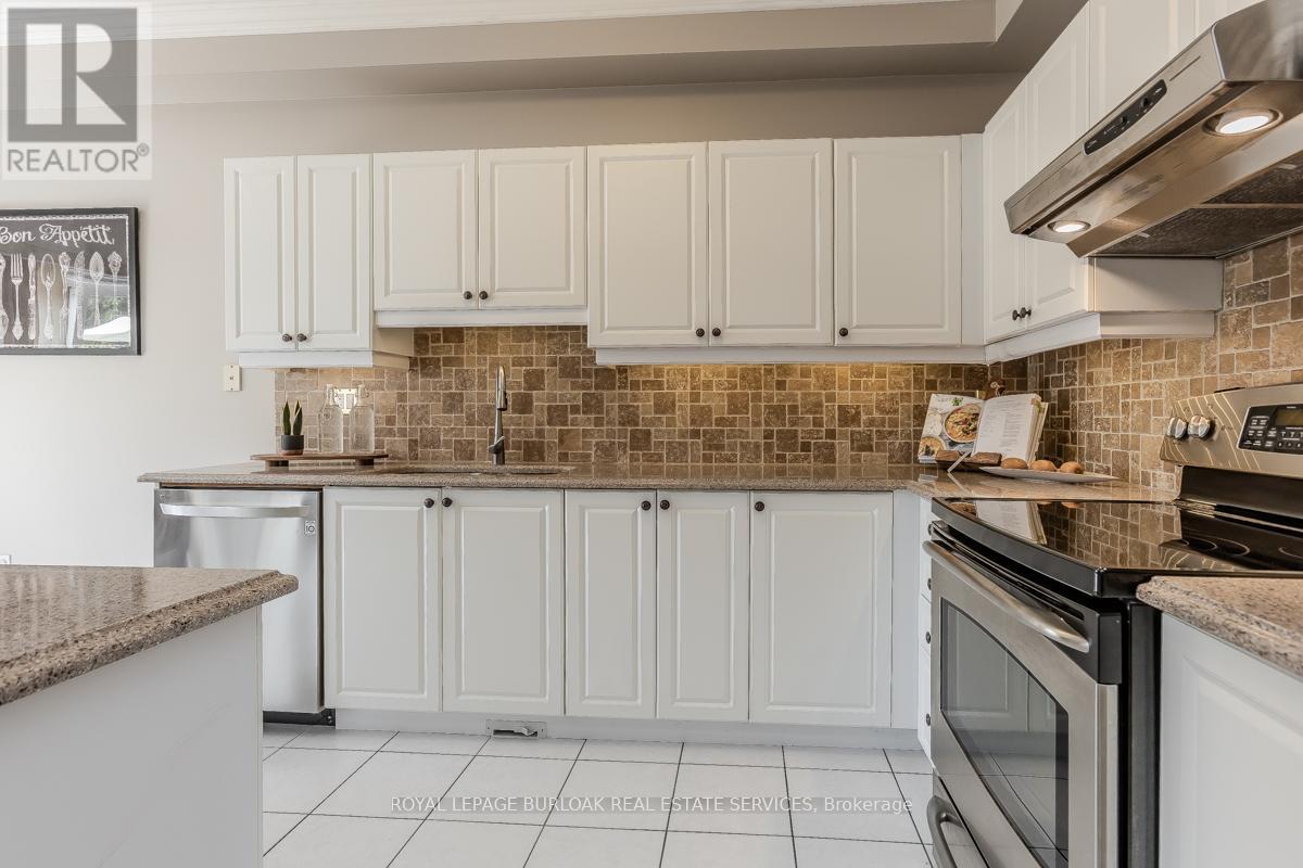 5334 Dryden Avenue, Burlington, Ontario  L7L 6Y7 - Photo 18 - W12162760