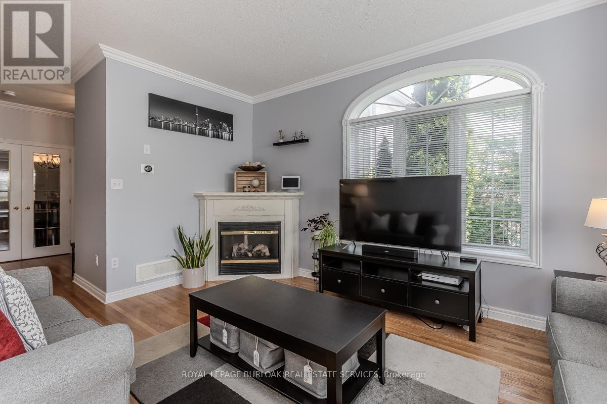 5334 Dryden Avenue, Burlington, Ontario  L7L 6Y7 - Photo 5 - W12162760