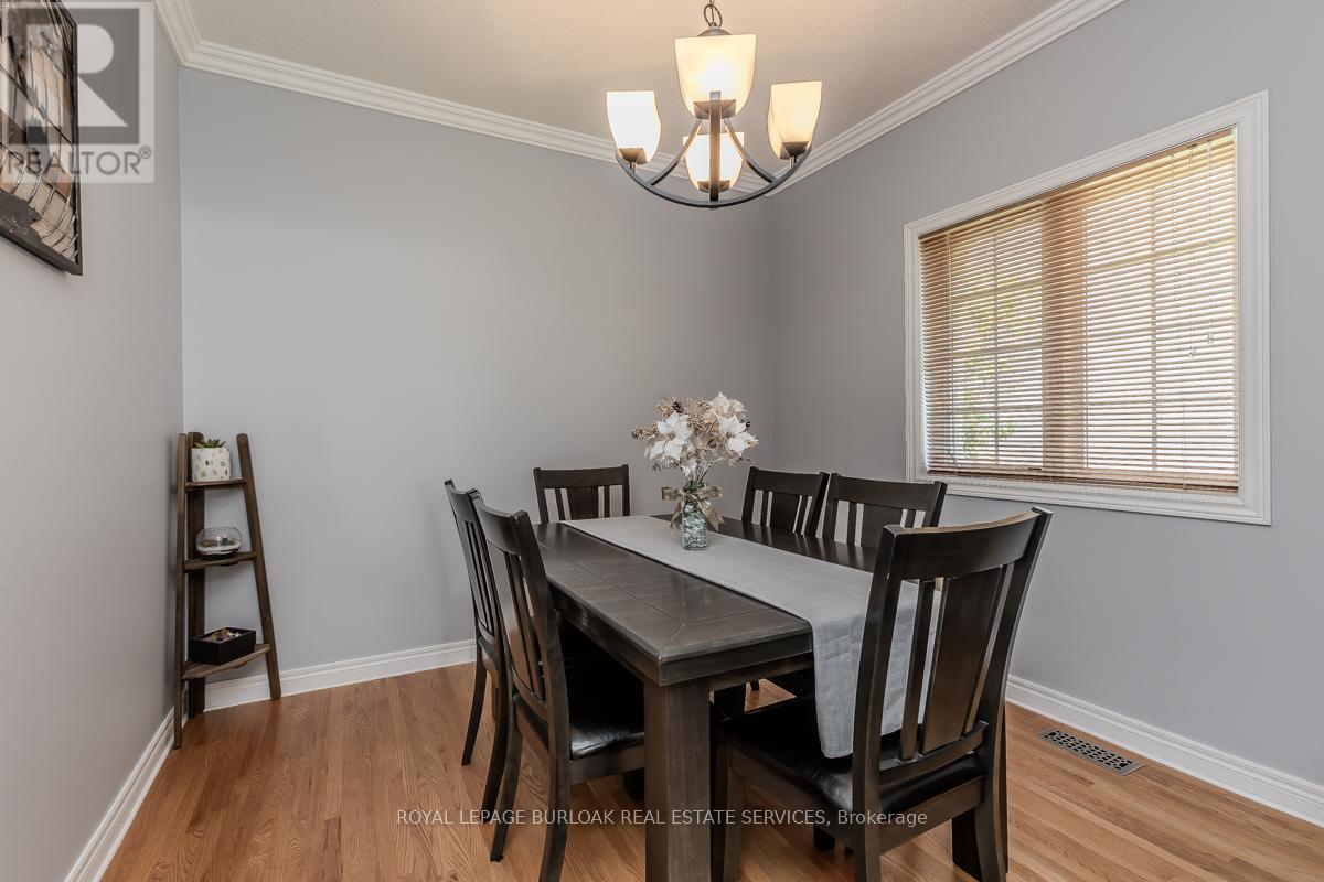 5334 Dryden Avenue, Burlington, Ontario  L7L 6Y7 - Photo 8 - W12162760