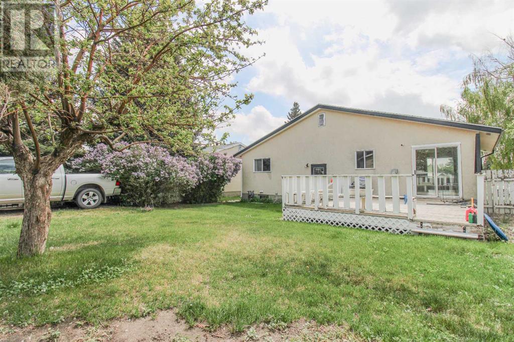 419 Ventura Road N, Lethbridge, Alberta  T1H 1X4 - Photo 42 - A2222771