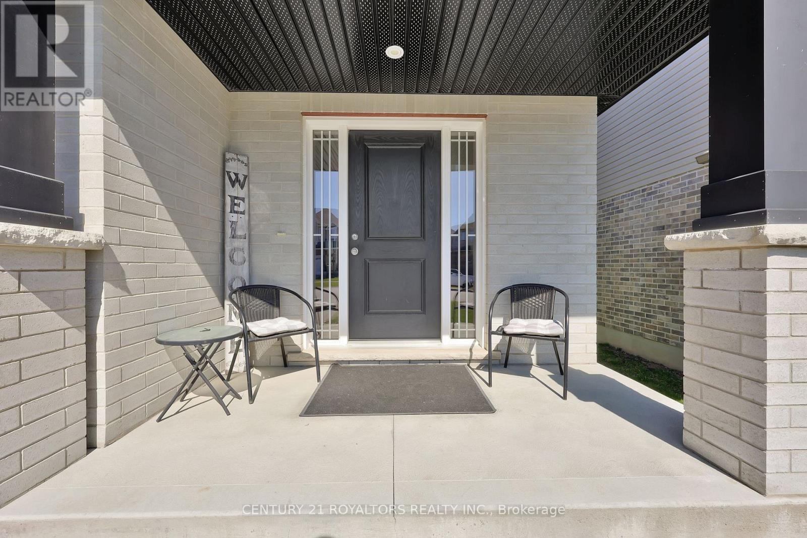 Property at 14 CHAMBERLAIN AVENUE image 2