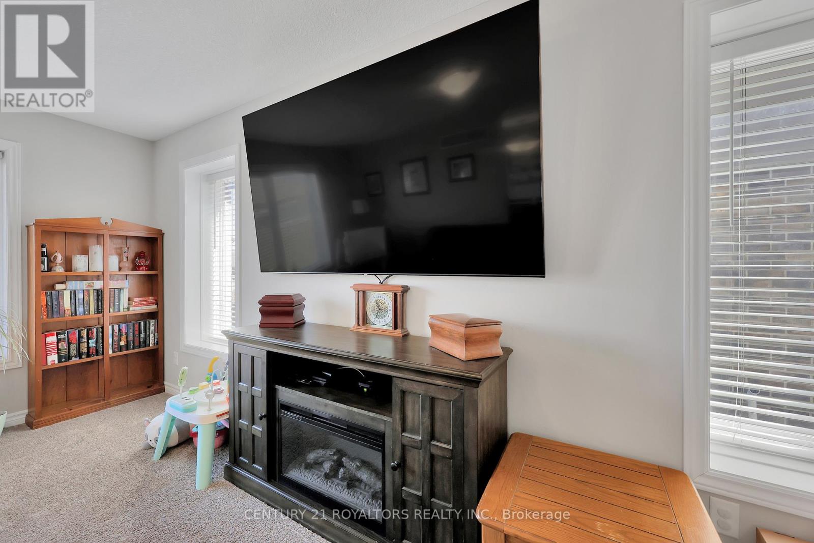 14 Chamberlain Avenue, Ingersoll, Ontario  N5C 0C6 - Photo 20 - X12162774