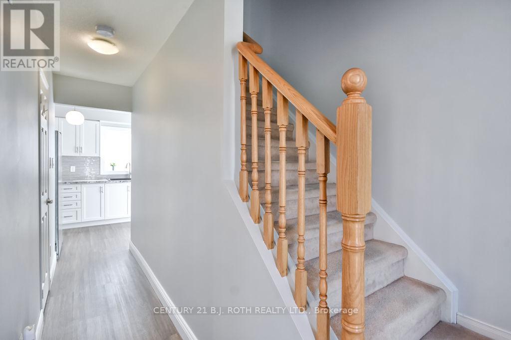 695 Candaras Street, Innisfil, Ontario  L9S 2G9 - Photo 15 - N12162820