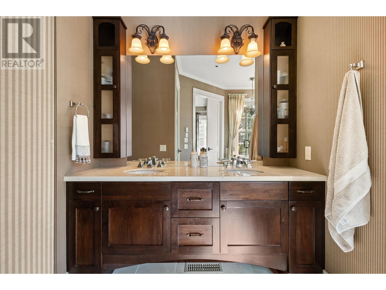 965 Westpoint Drive, Kelowna, BC V1W2Z3