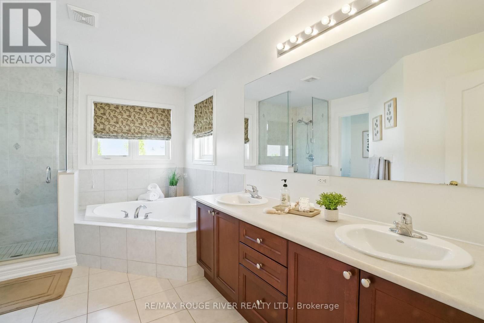 5 Bellhouse Place, Whitby, Ontario  L1M 0G6 - Photo 27 - E12162988