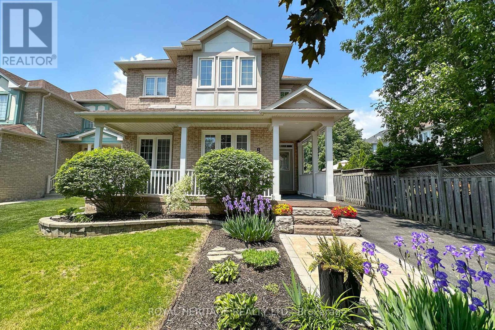 8 BEDELL CRESCENT, Whitby, Ontario