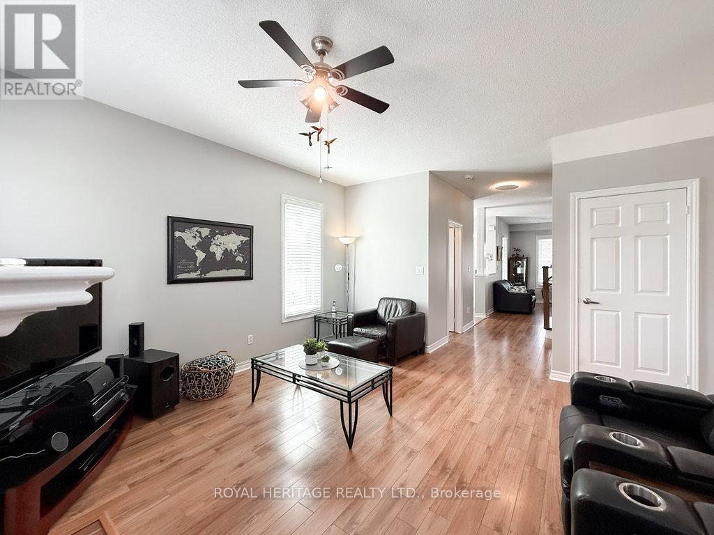 8 Bedell Crescent, Whitby, Ontario  L1R 2N8 - Photo 20 - E12163070