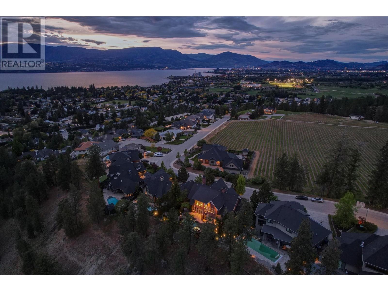 965 Westpoint Drive, Kelowna, BC V1W2Z3