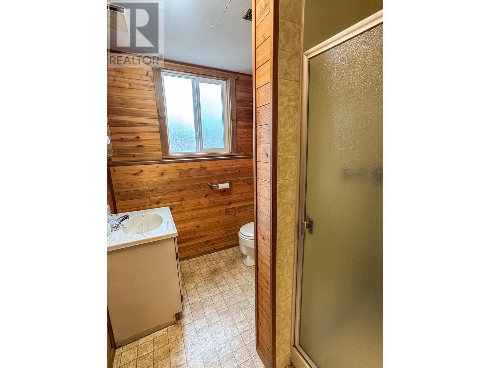 2609 2nd Street S, Cranbrook, British Columbia  V1C 1E3 - Photo 22 - 10348763