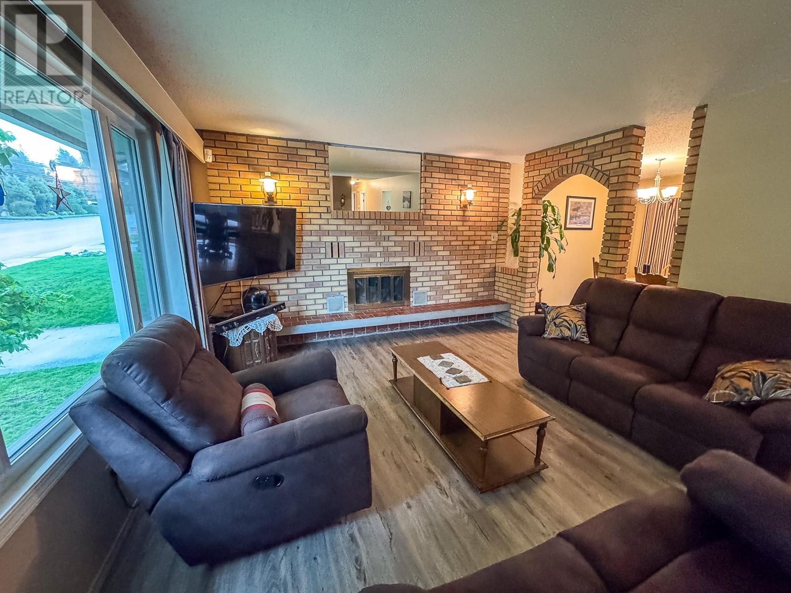 2609 2nd Street S, Cranbrook, British Columbia  V1C 1E3 - Photo 5 - 10348763