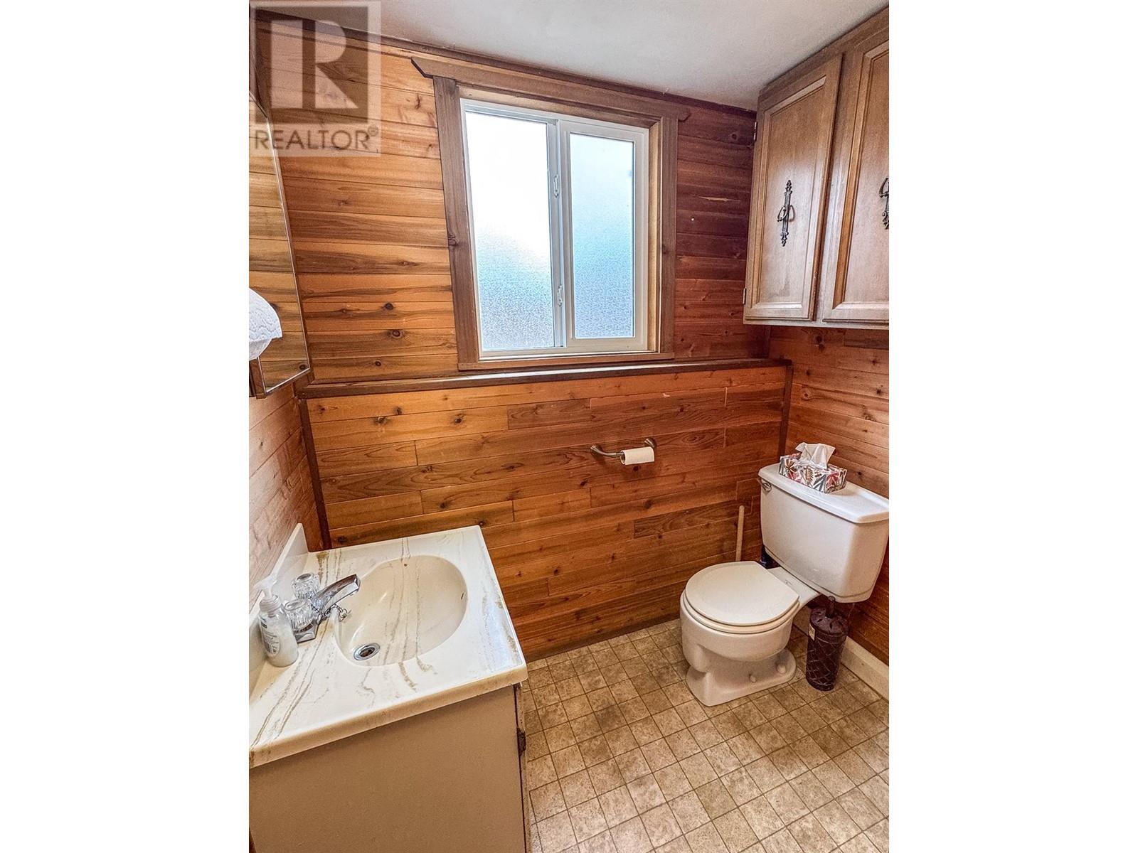 2609 2nd Street S, Cranbrook, British Columbia  V1C 1E3 - Photo 23 - 10348763