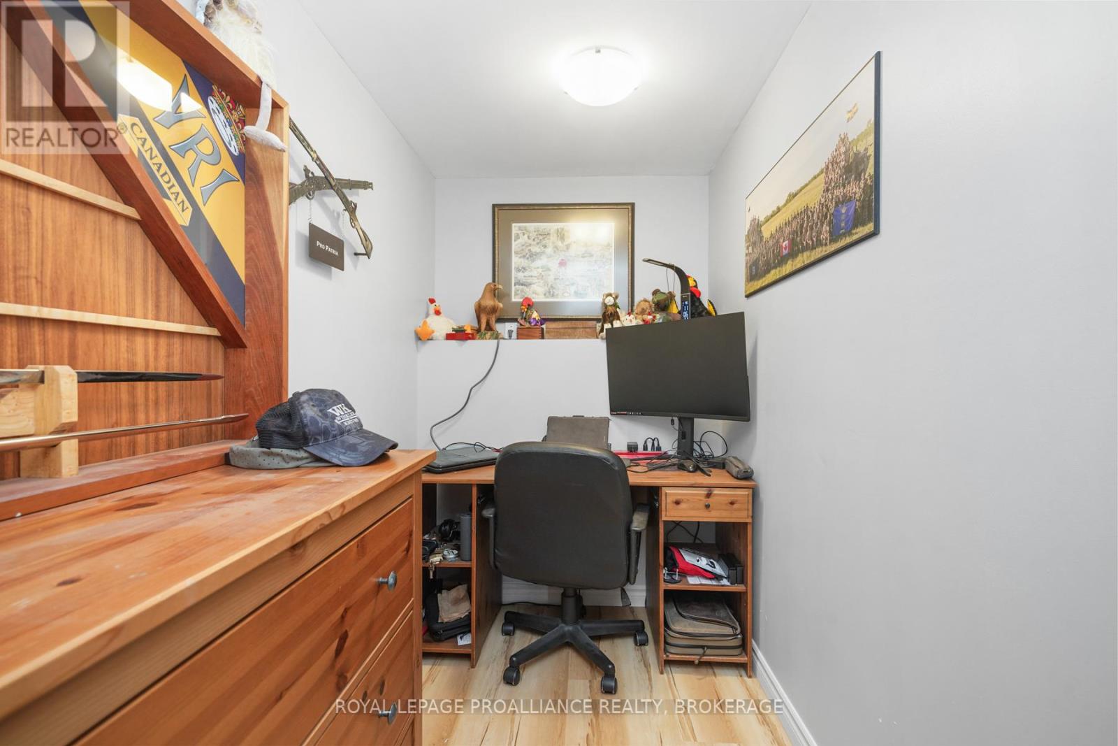 170 Indian Road, Kingston (West Of Sir John A. Blvd), Ontario  K7M 1T4 - Photo 32 - X12162972