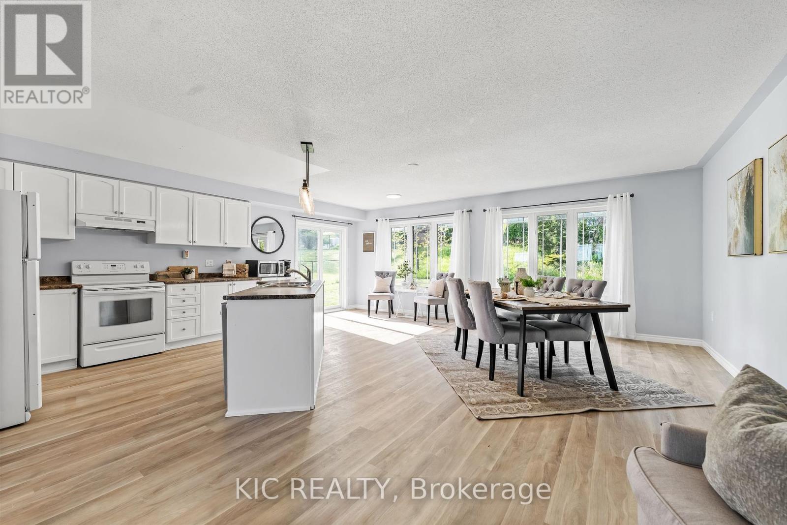 574 Clancy Crescent, Peterborough West, Ontario  K9K 2S2 - Photo 9 - X12163075