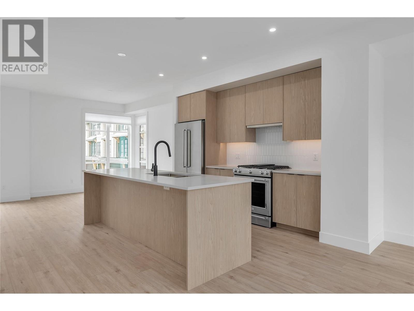 1455 Cara Glen Court Unit# 108, Kelowna, British Columbia