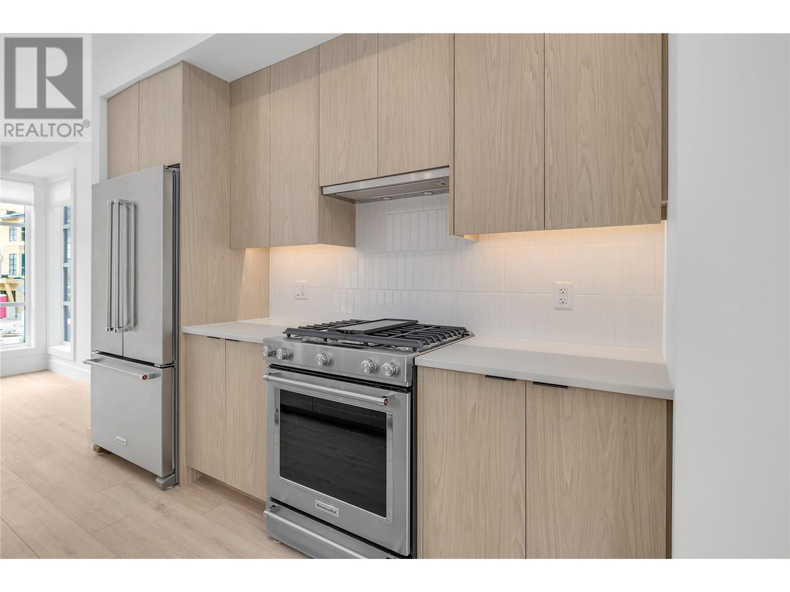1455 Cara Glen Court Unit# 108, Kelowna, British Columbia  V1V 1A6 - Photo 6 - 10338812
