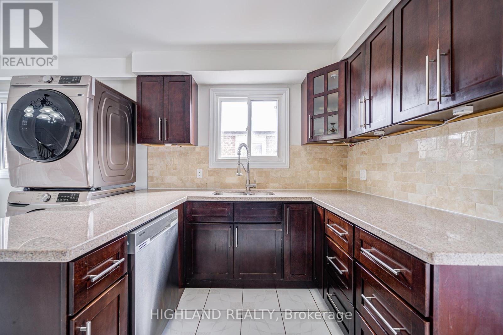 4109 Perivale Road, Mississauga, Ontario  L5C 3M7 - Photo 20 - W12162793