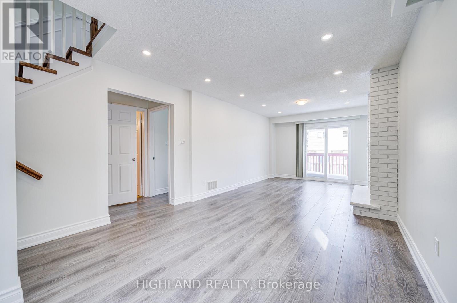 4109 Perivale Road, Mississauga, Ontario  L5C 3M7 - Photo 25 - W12162793