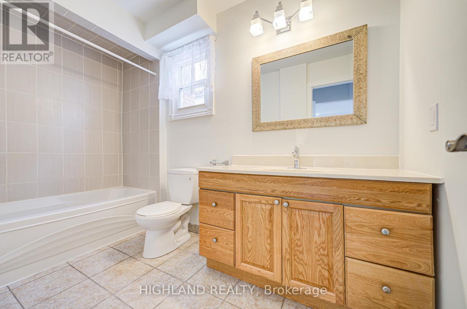 4109 Perivale Road, Mississauga, Ontario  L5C 3M7 - Photo 28 - W12162793