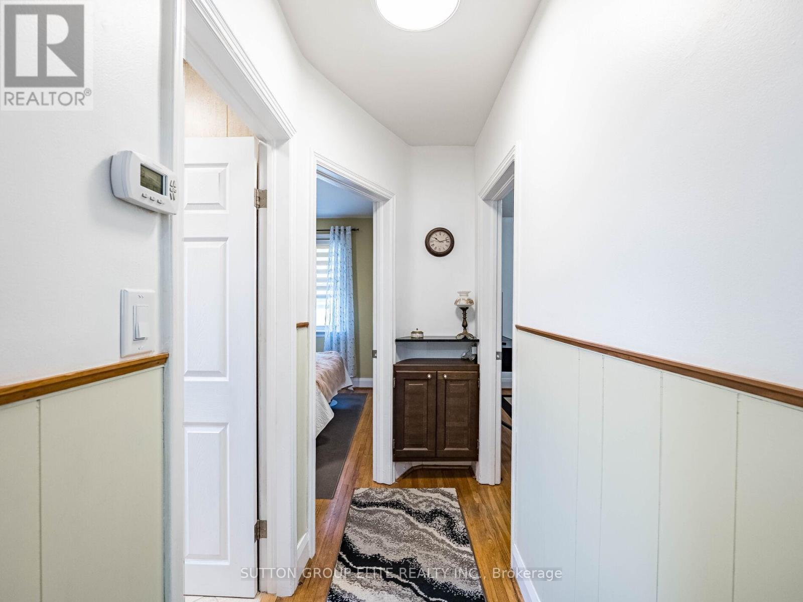 46 Loma Road, Toronto, Ontario  M8Z 3Z7 - Photo 14 - W12162829