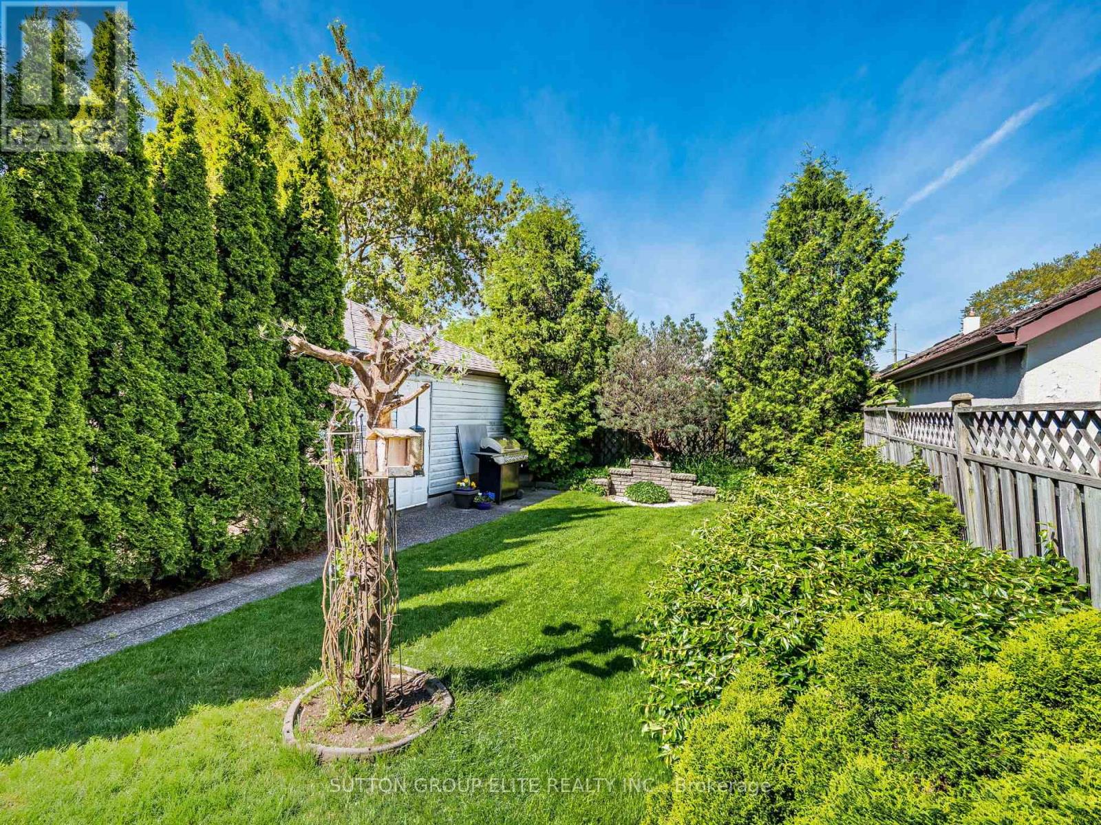 46 Loma Road, Toronto, Ontario  M8Z 3Z7 - Photo 35 - W12162829