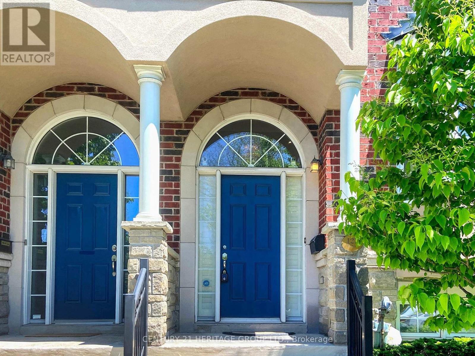 127 Mill Road, Toronto (Markland Wood), Ontario  M9C 1X9 - Photo 4 - W12162832