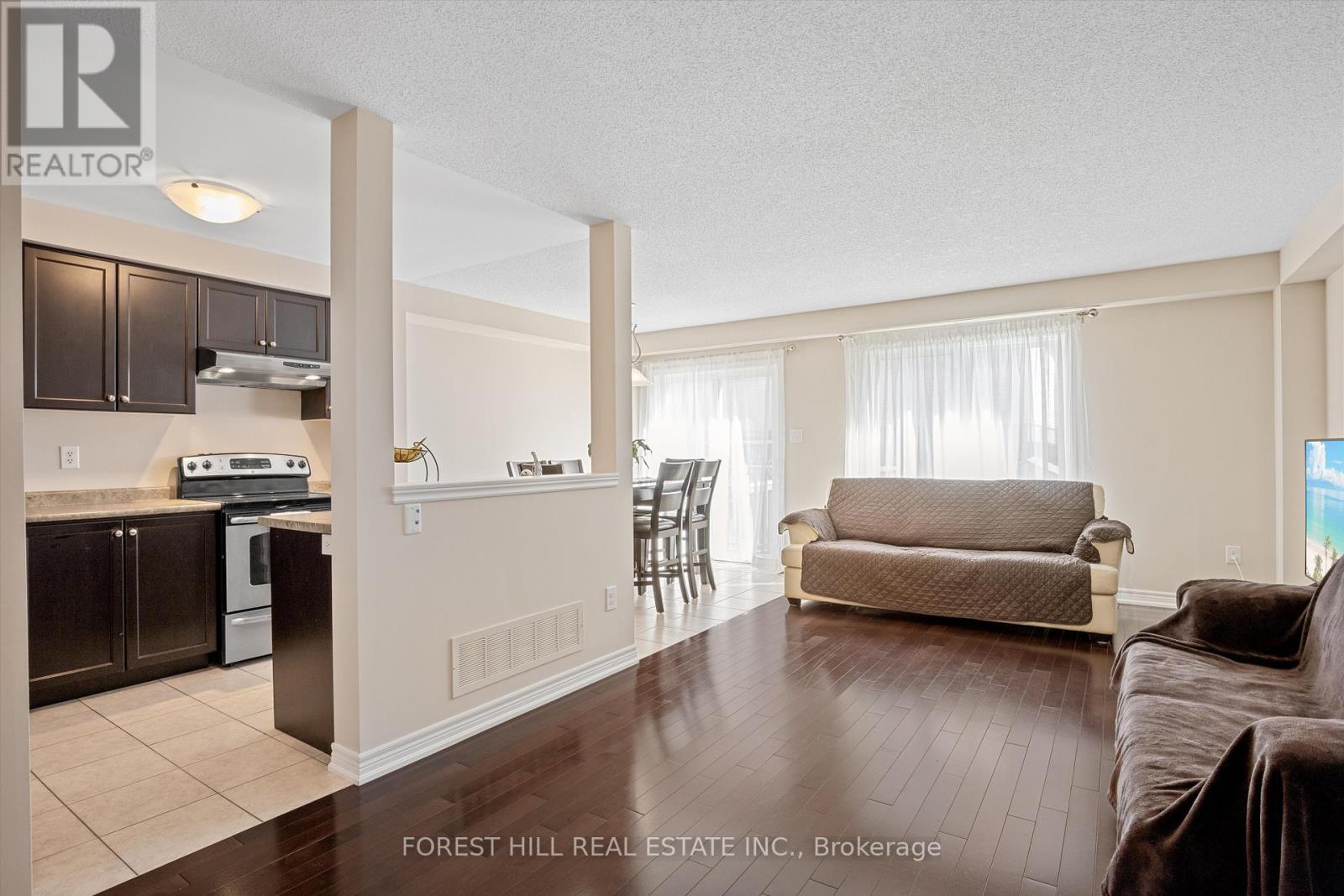 4630 Keystone Crescent, Burlington, Ontario  L7M 0M8 - Photo 6 - W12162912