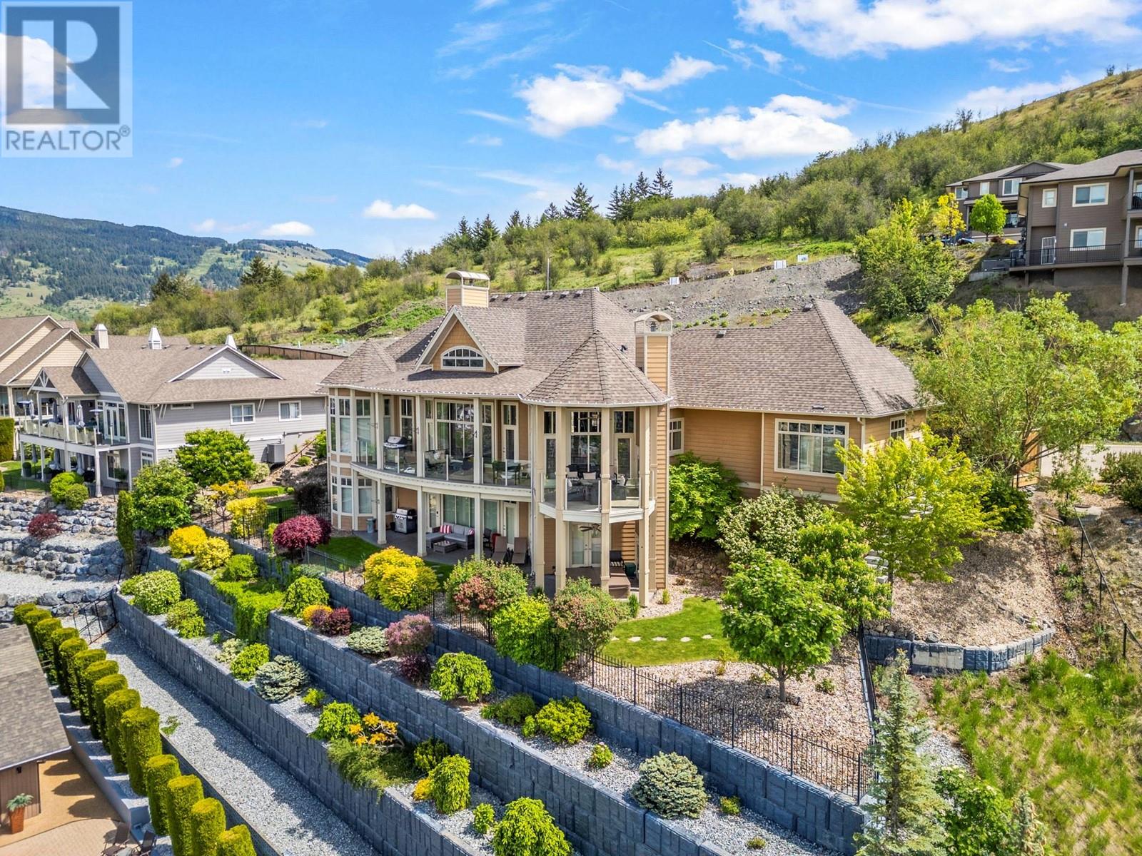 1117 Mt Fosthall Drive Unit# 10, Vernon, BC V1B3Z9