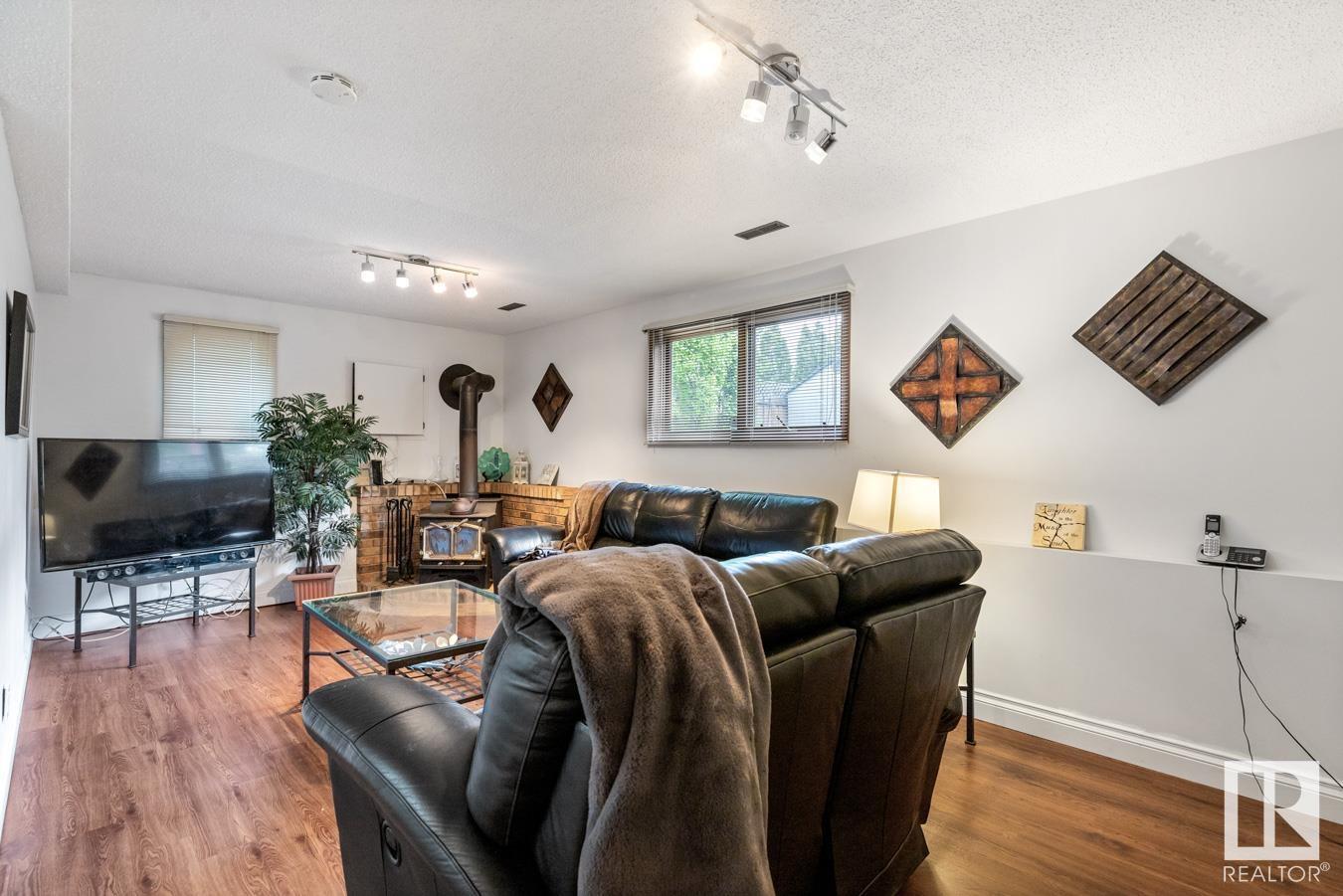 651 Village Dr, Sherwood Park, Alberta  T8A 4K7 - Photo 26 - E4437582