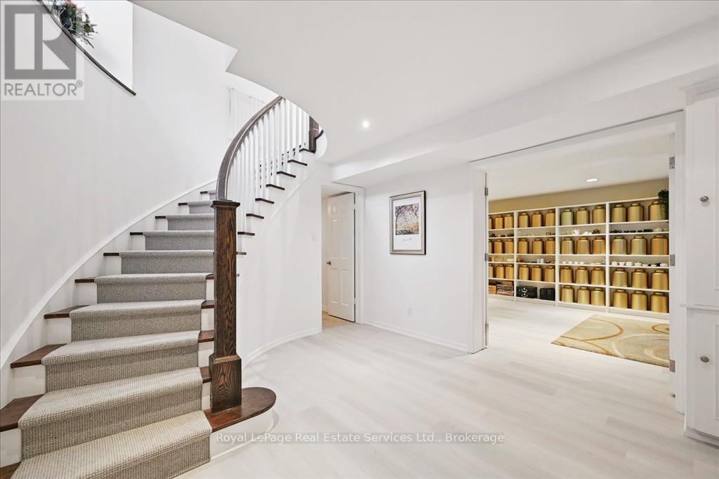 234 Cardinal Drive, Oakville, Ontario  L6J 4P2 - Photo 34 - W12047639