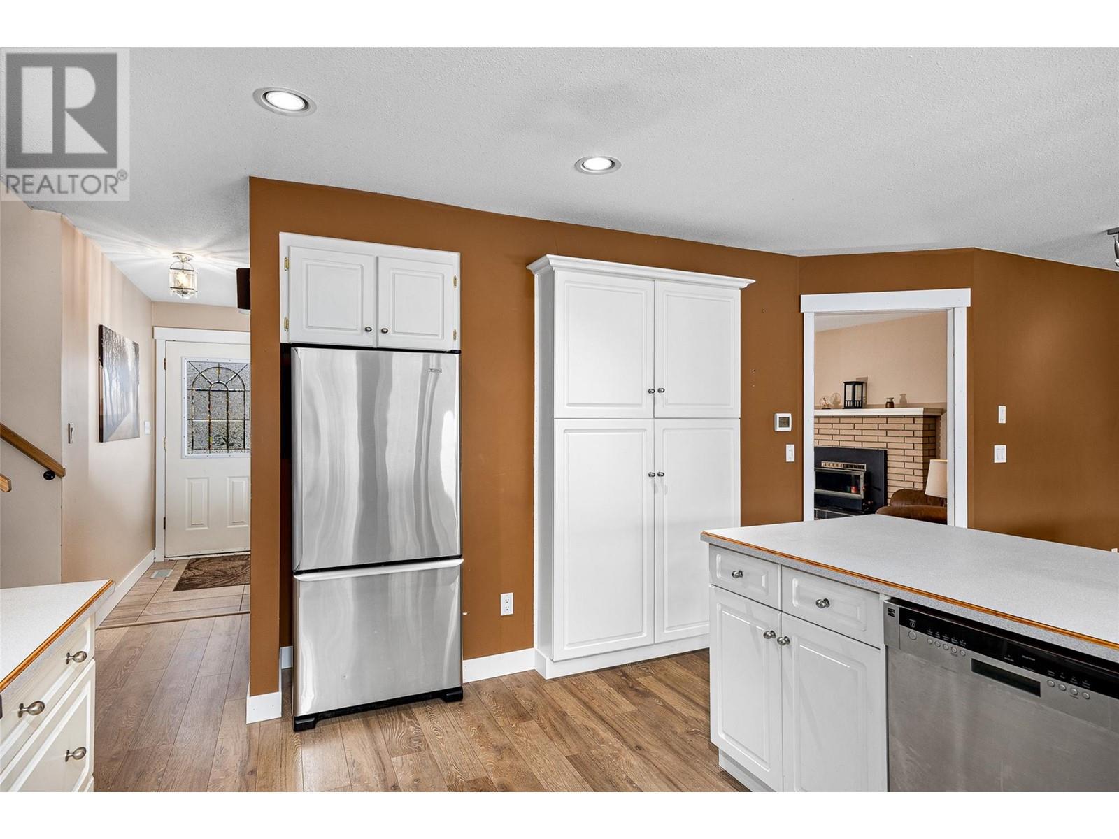 4553 McClure Road, Kelowna, BC V1W1L4