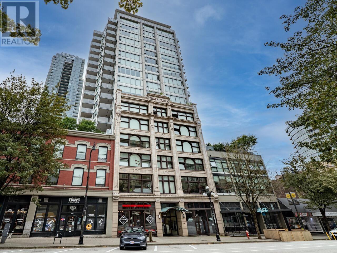 304 668 COLUMBIA STREET, New Westminster, British Columbia