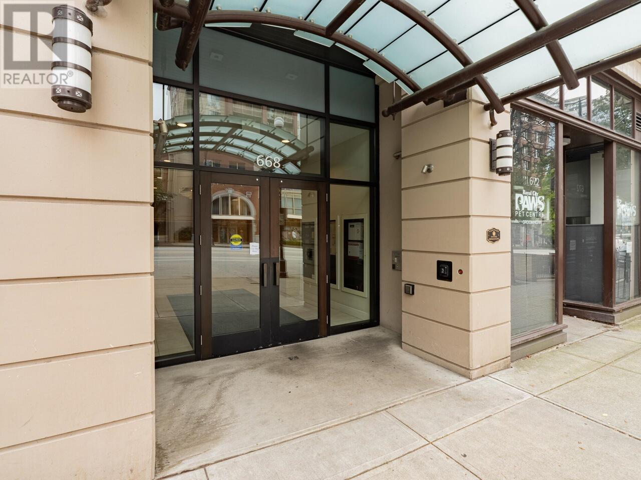 304 668 Columbia Street, New Westminster, British Columbia  V3M 1A9 - Photo 2 - R3005297