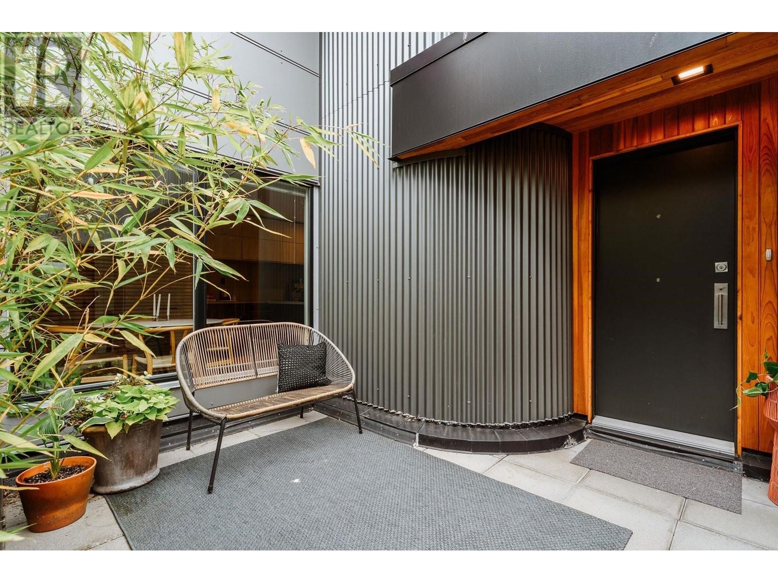 7 503 E Pender Street, Vancouver, British Columbia  V6A 1V3 - Photo 2 - R3005339