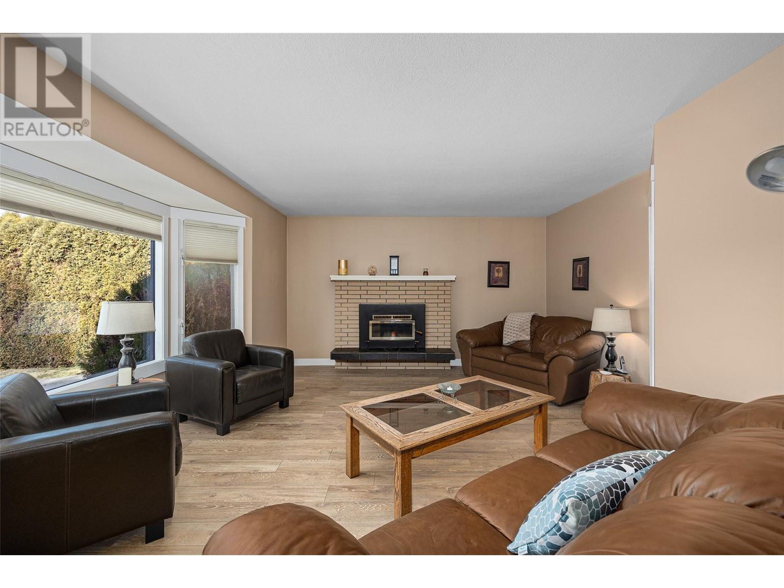 4553 McClure Road, Kelowna, BC V1W1L4