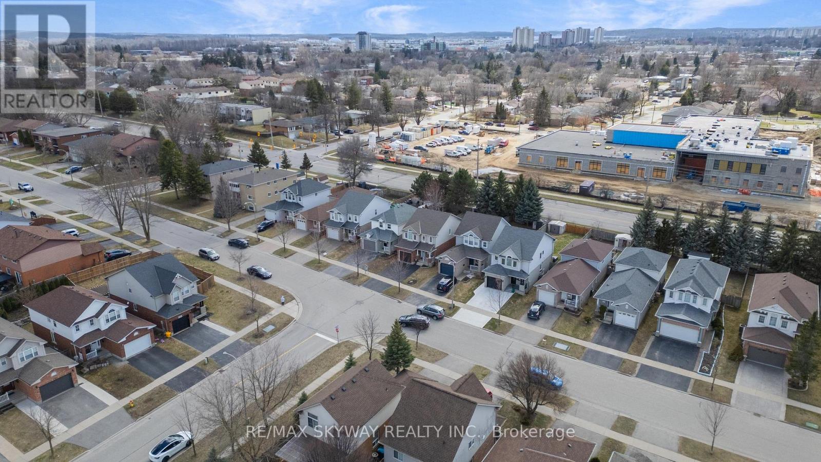184 Veronica Drive, Kitchener, Ontario  N2A 2R9 - Photo 11 - X12162799