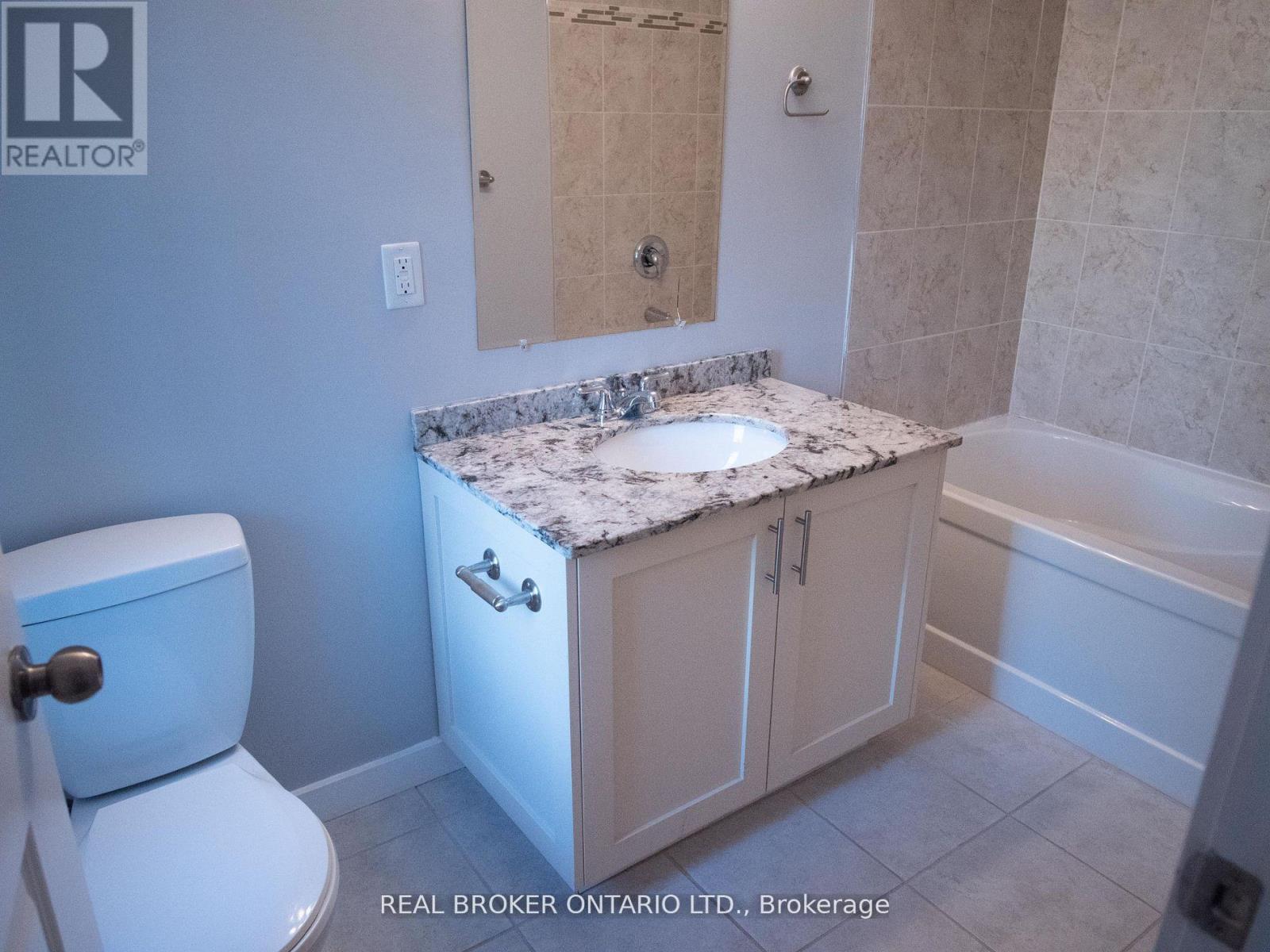 1 - 20 Emily Street, Parry Sound, Ontario  P2A 2P3 - Photo 8 - X12162821